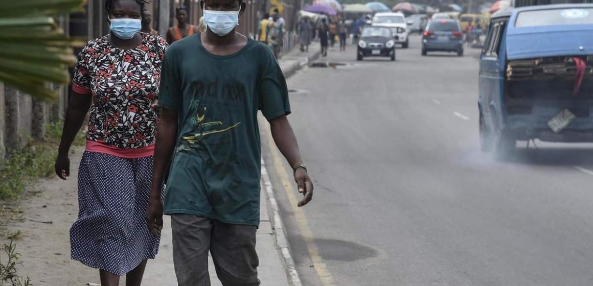 Coronavirus : Quand la maladie fait sourire les commerçants