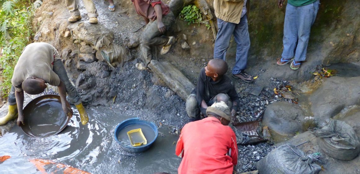 AFRIQUE CENTRALE – EXPLOITATION MINIÈRE : LE COLTAN NOUVEAU TRÉSOR DU SOUS-SOL         