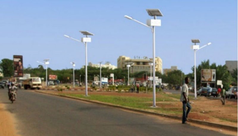 CAMEROUN – ENERGIE SOLAIRE: HUAWEI TECHNOLOGIES ELECTRIFIE LE CAMPUS DE L’UNIVERSITE DE YAOUNDE II