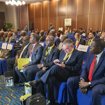 CAMEROUN- COLLOQUE INTERNATIONAL SUR L’ACTIONNARIAT POPULAIRE : 3EME ÉDITION DES AWARDS DU MARCHE DES CAPITAUX DE LA CEMAC. 